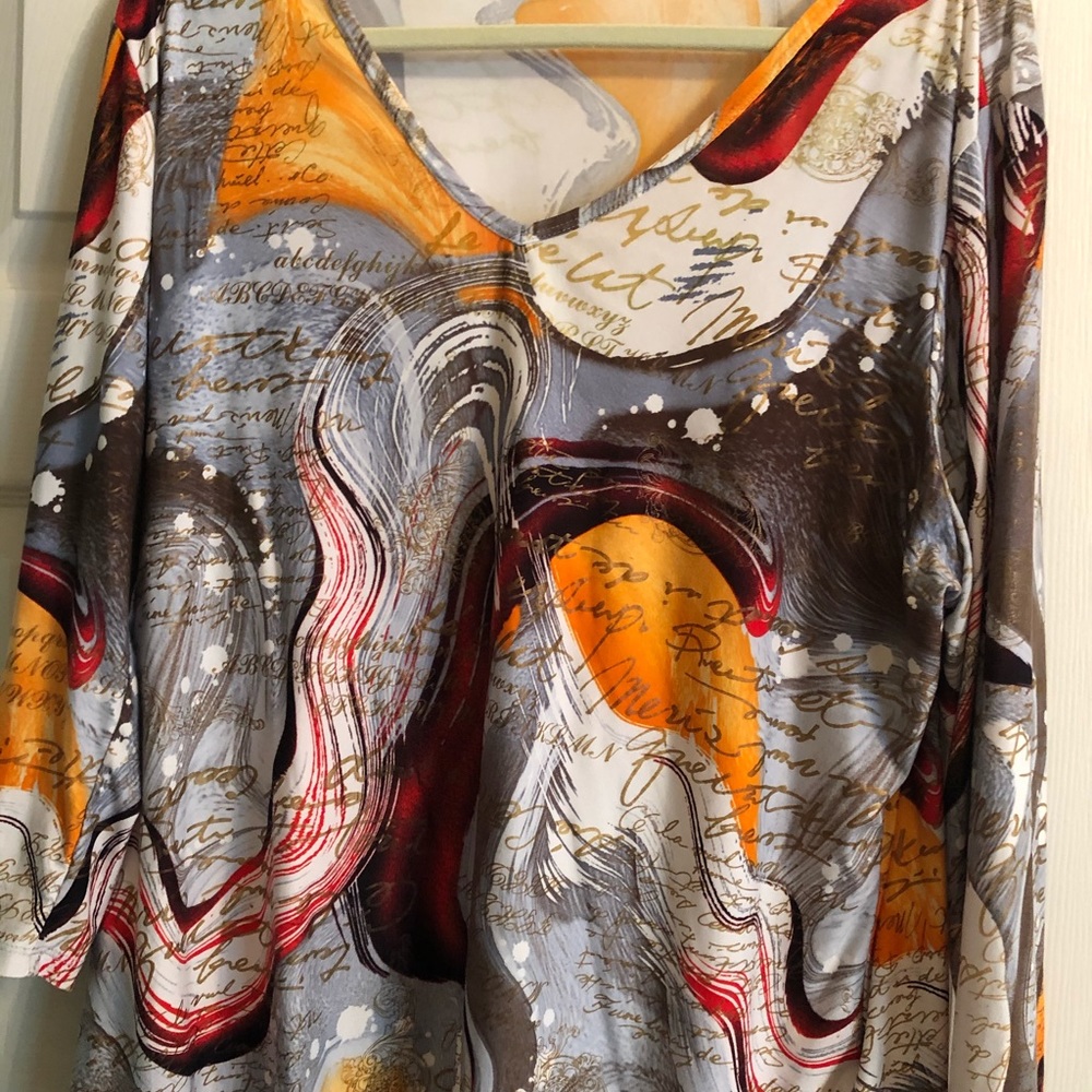 Top with 3/4 sleeves